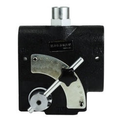 MFC12N Pressure Compensating Variable Flow Control Valve, 1/2 in Nominal, FNPT