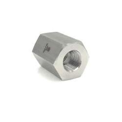 SS5000 - 16 - 08 Hex Pipe Coupling, 1 in FNPT x 1/2 in FNPT, Stainless Steel - GetHydraulics.com